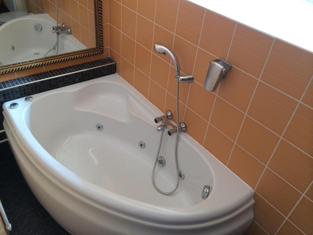 Hotel Het Witte Huis Bergen Rom bilde